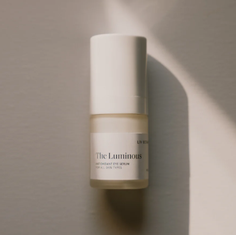 🌸 2. LIV Botanics – The Luminous Serum